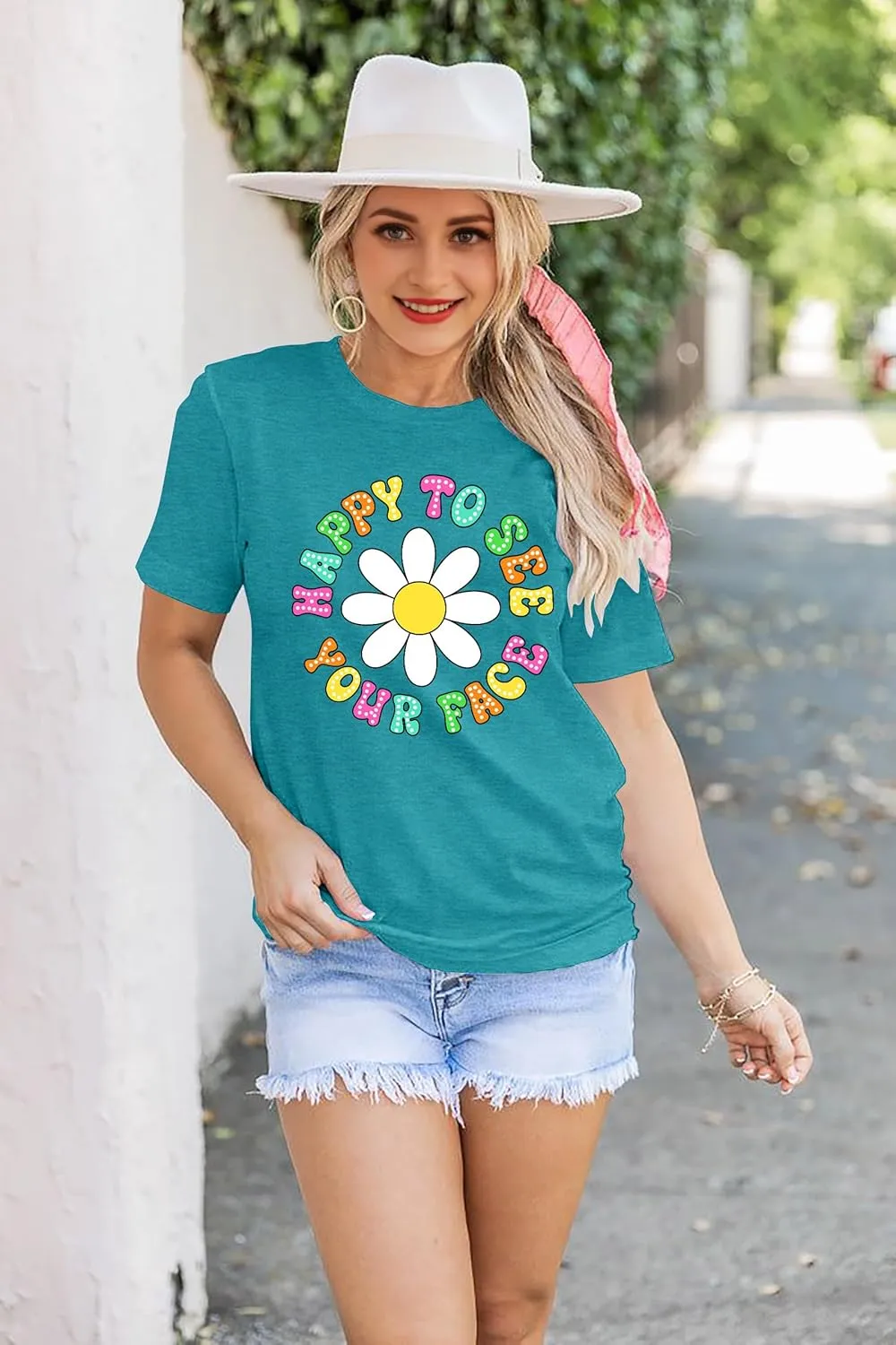 Happy to See Your Face Shirt: Women Funny Teacher T-Shirt First Day of School Shirts Groovy Back to School Tee Top