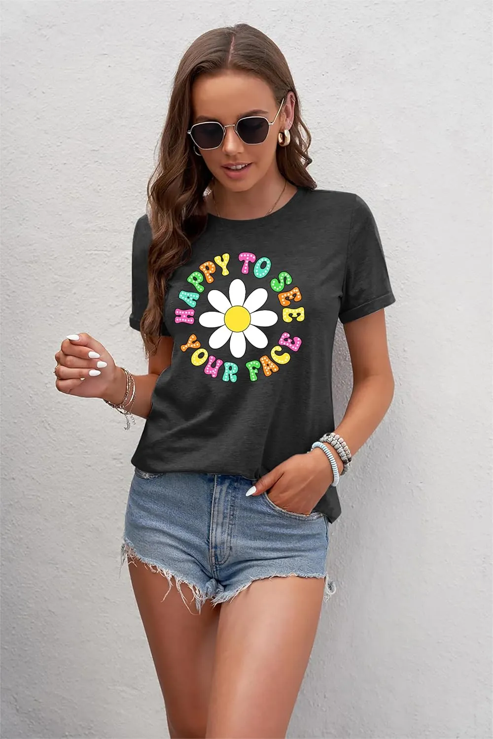 Happy to See Your Face Shirt: Women Funny Teacher T-Shirt First Day of School Shirts Groovy Back to School Tee Top