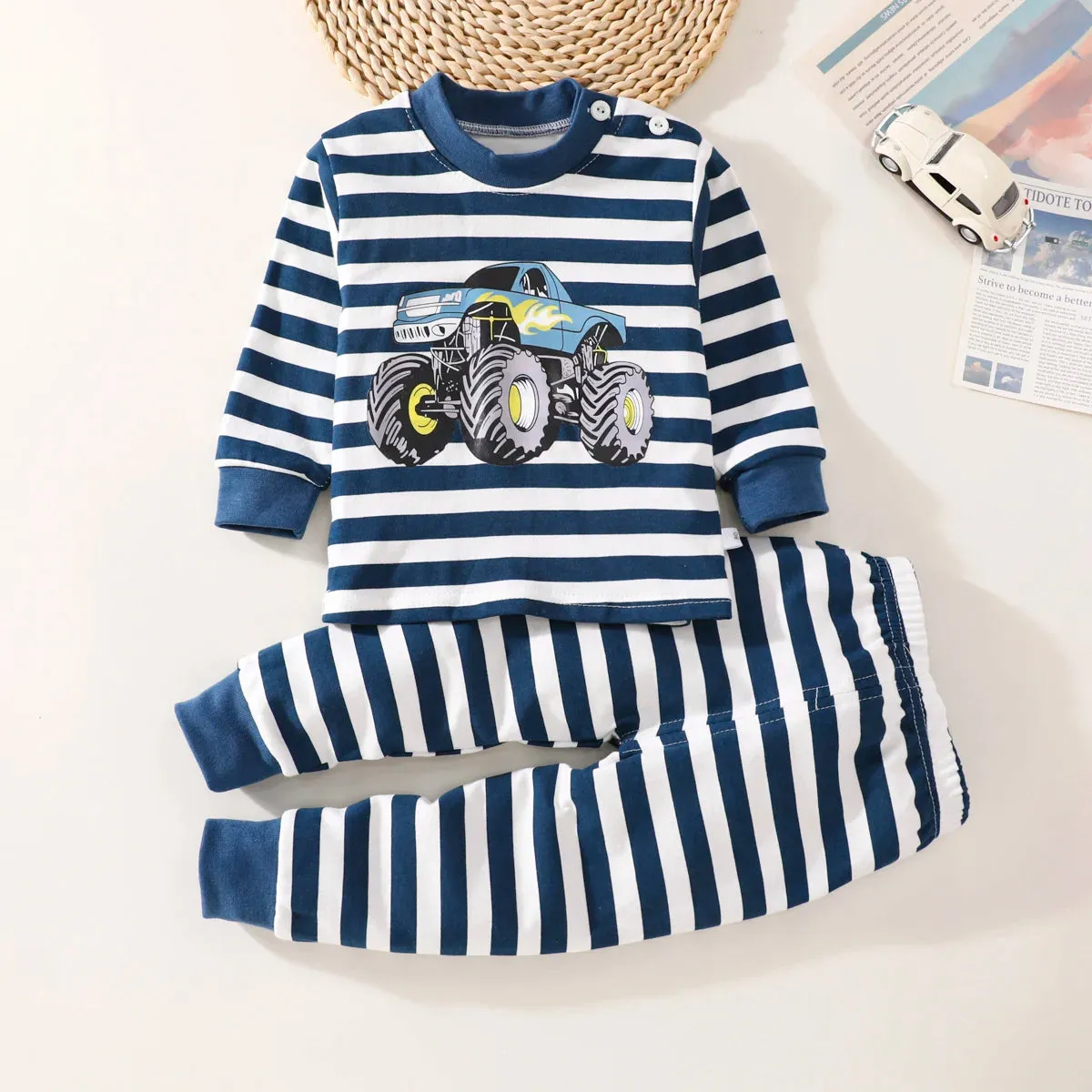 hibobi 2-Piece 100% Cotton Boy Winter Round Neck Warm Home Clothes Set Car Pattern Pajamas And Pajama Pants Set For 1-4 Years